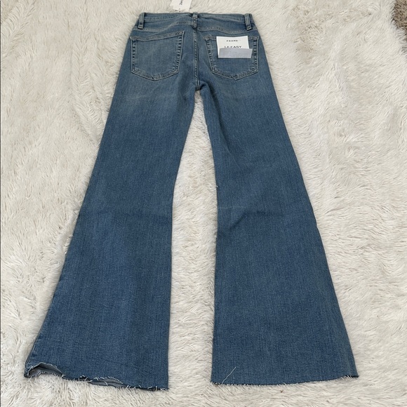 🌴 NWT Frame Le Easy Flare High Rise Jeans - Picture 2 of 6